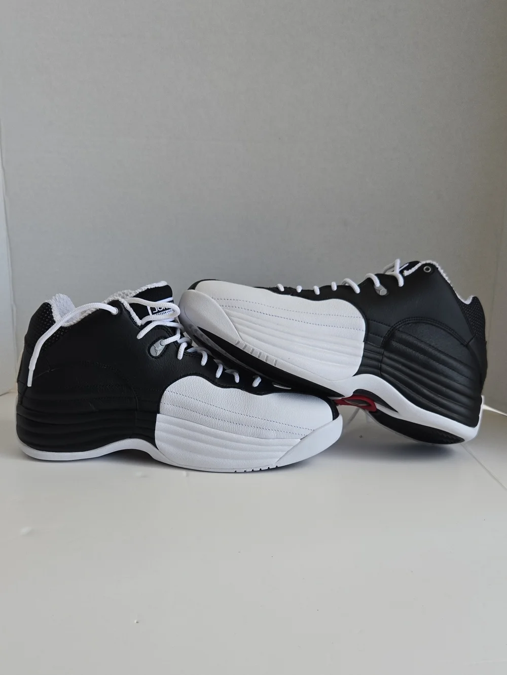 Jordan Jumpman Team 1 Black Varsity Red Shoes Mens Size 9 CV8926-002 NIB
